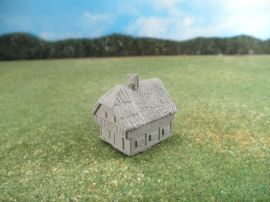 6mm European Buildings & Terrain: TRF909 Half-Timbered House with Thatched and Shingled Roof